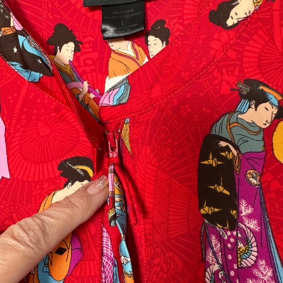 Natori Women’s L Red Poly-Satin With Colorful Figures Half-Zip Robe/Caftan - Picture 10 of 12